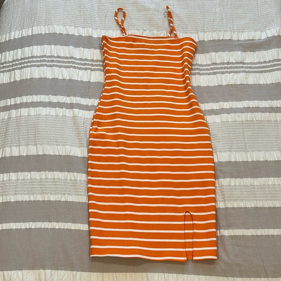 LIZ & SARAH Orange and White striped midi dress - Picture 1 of 3